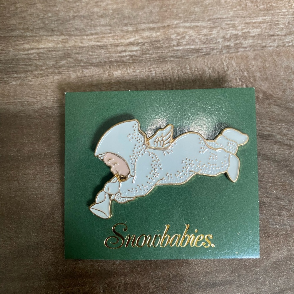 VTG department 56 snowbabies pin